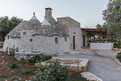 Traumhaftes Trullo-Anwesen mit Pool bei Ciste...