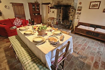 Appartement in Apecchio met zwembad