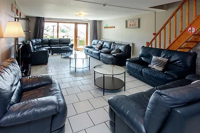 Atemberaubendes Ferienhaus mit Terrasse in...