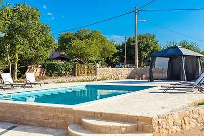 Villa a Malinska con piscina privata