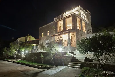 Villa con Encanto en Vela Luka en la Playa