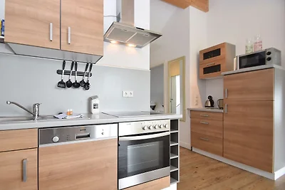 2 separate Wohnungen mit Balkon an der...