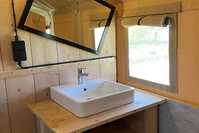 Luxus-Glamping an den friesischen Gewässern