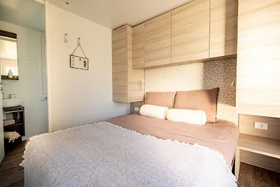 Fijn chalet met 2 badkamers, gelegen bij de...