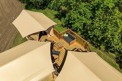 Baumhauszelt mit Panoramablick