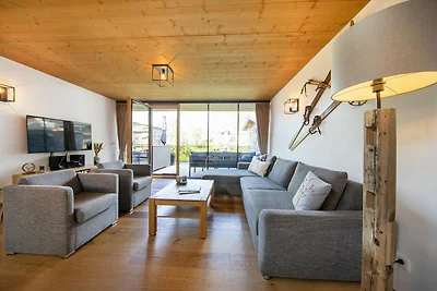 Moderne Wohnung mit Balkon und Zugang zur...