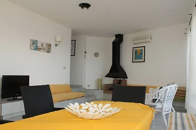 Ferienhaus in Fontane Bianche mit Garten