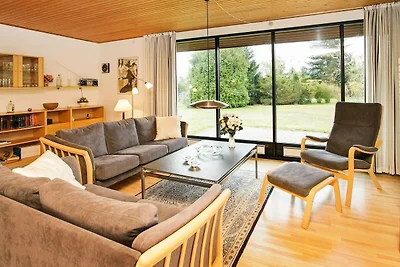 4 Personen Ferienhaus in Væggerløse
