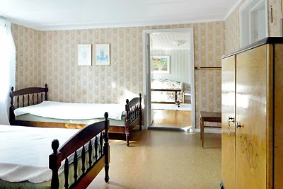 5 persone case ad VÄDDÖ
