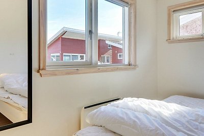 Elegantes Ferienhaus in Bornholm mit Terrasse