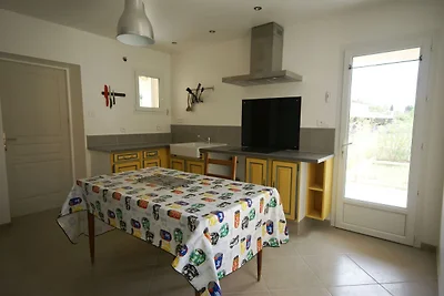 Moderna casa vacanze con piscina riscaldata