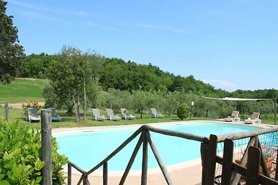 Charmantes Ferienhaus in Collesalvetti mit...