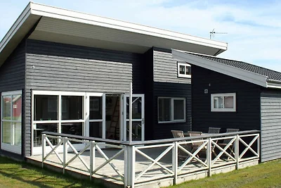 6 Personen Ferienhaus in Gudhjem-By Traum