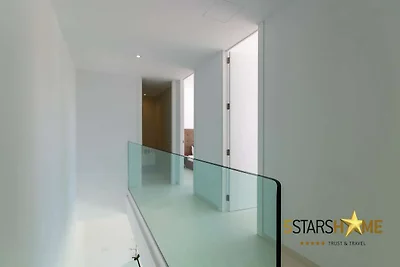 Villa, 180m zum Sandstrand