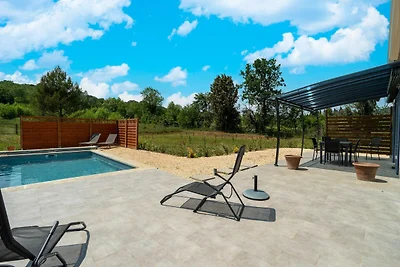 Gemütliches Ferienhaus mit Pool