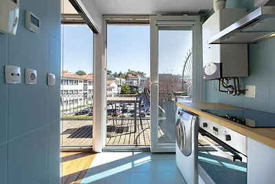 Huisdiervriendelijk apt aan de rivier in...