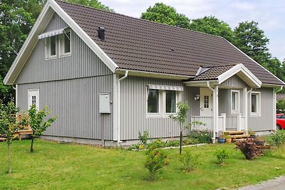 4 Sterne Ferienhaus in STRÅVALLA