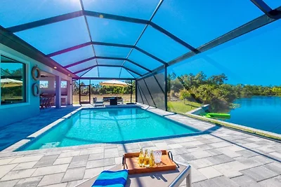 Villa in Cape Coral mit Schwimmbecken