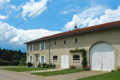 Landhaus in der Nähe des Sees von Madine