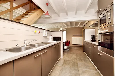 Modernes Ferienhaus für Familien in Houffaliz...