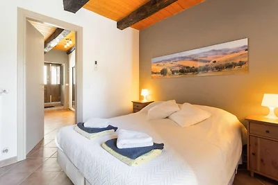 Splendida villa a Ripabottoni con piscina