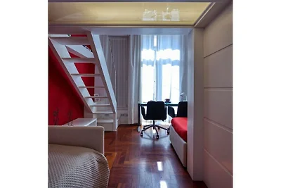 Elegant appartement in Chiaia