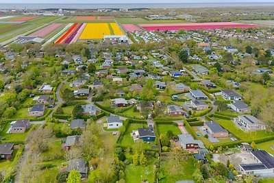 Stralende bungalow met tuin