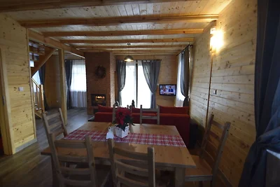 Ferienhaus in Skrzynia mit Terrasse