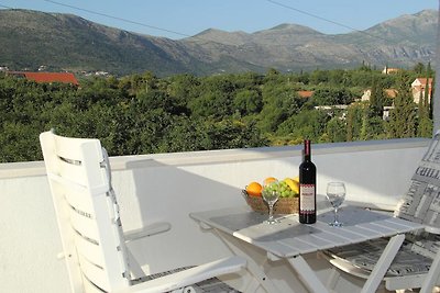 Moderne Ferienwohnung mit Terrasse in Mocici