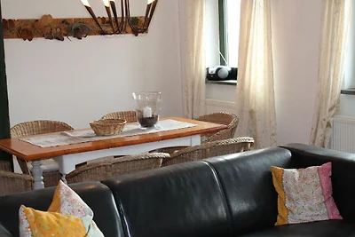 Geräumige Wohnung in Dargun mit Pool