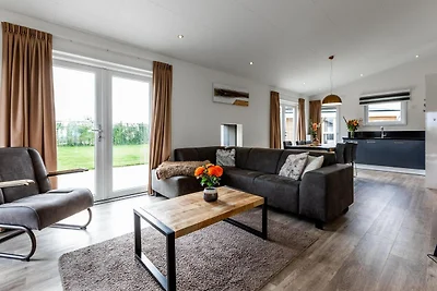 Luxuriöses Ferienhaus mit Außensauna