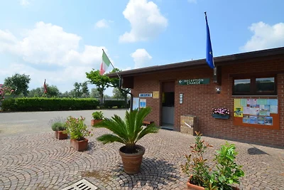 Geräumiger Bungalow mit AC in der Nähe des...