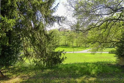 Casa unifamiliare con terrazza e giardino