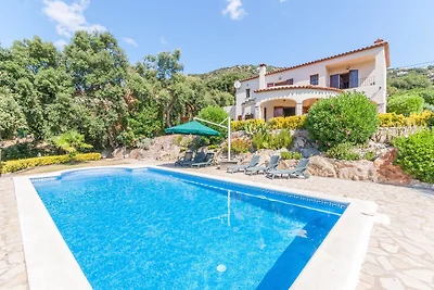 Villa moderna con piscina privata vicino al...