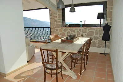 Luxus-Apartment in Meernähe in La Turbie