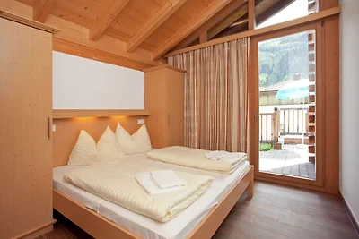 Luxuriöses Chalet im Pinzgau mit Pool