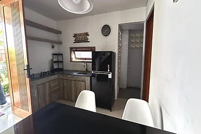 Suite moderna vicino alla spiaggia di Sanur