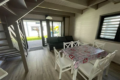 Vakantiehuis in Sianożęty bij het Strand