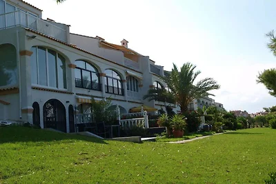 Appartamento a Santa Pola con piscina in comu...