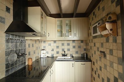 Gemütliches Ferienhaus in Coo mit Terrasse