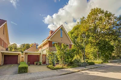 Komfortable Wohnung mit französischem Balkon