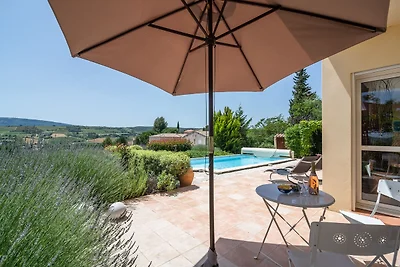 Geräumige Villa mit Privatpool