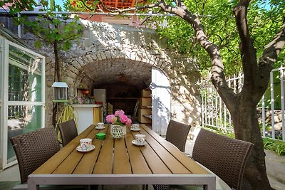 Bella casa mediterranea vicino alla spiaggia