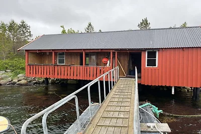 11 Personen Ferienhaus in Kvenvær