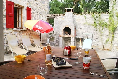 Gemütliches Ferienhaus in Beaulieu in...