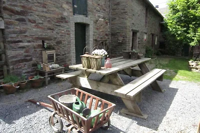 Bauernhaus in Gouvy mit Garten