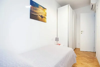 Luxusapartment mit privatem Balkon