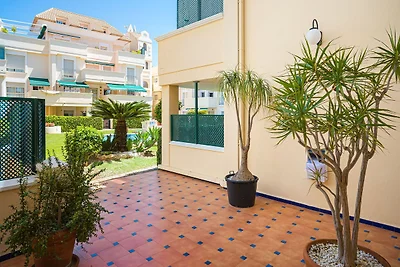 Wohnung mit Schwimmbad in Urb. Medina del Sol