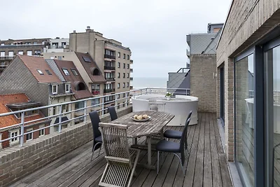 Penthouse met 2 terrassen  op zee/casino