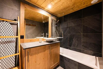 Wohnung in Plagne Centre mit Blick auf den Mo...